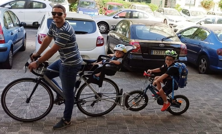 Tandem bicicletas follow me